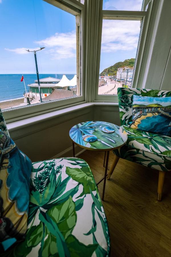 Starling View Boutique Stunning Seafront View Apartment آبيريستويث المظهر الخارجي الصورة