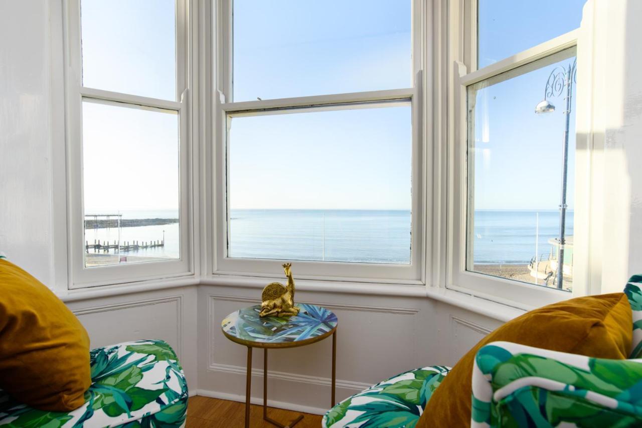 Starling View Boutique Stunning Seafront View Apartment آبيريستويث المظهر الخارجي الصورة